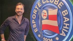 Ex goleiro Emerson Ferreti é eleito novo presidente da Associação Esporte Clube Bahia 