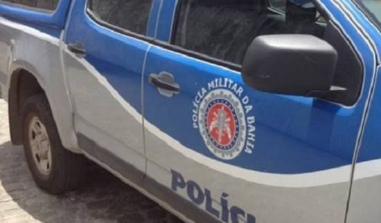 Policia Militar troca tiros com bandidos e apreende drogas em Simões Filho 