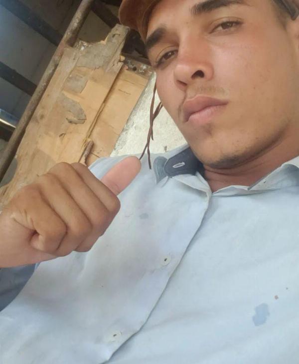 Jovem é morto a tiros no Bairro da Bombinha em Araci