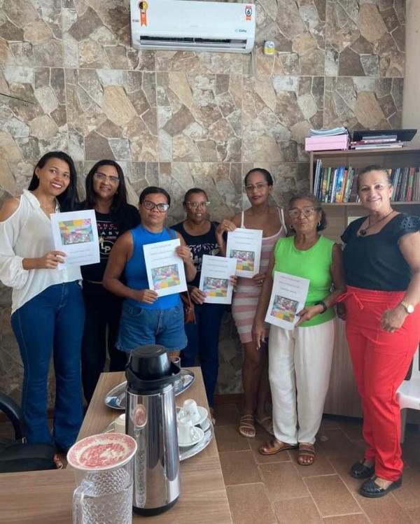 Secretaria da Mulher inicia Curso de Custura de Colcha de Retalhos em Araci-Bahia 