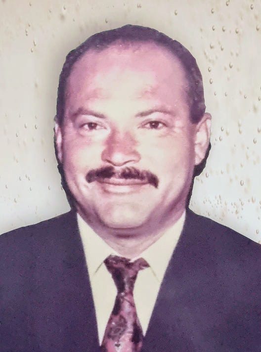 Corpo do ex-presidente da Câmara Osvaldo Miranda Barreto é sepultado na zona rural de Araci.