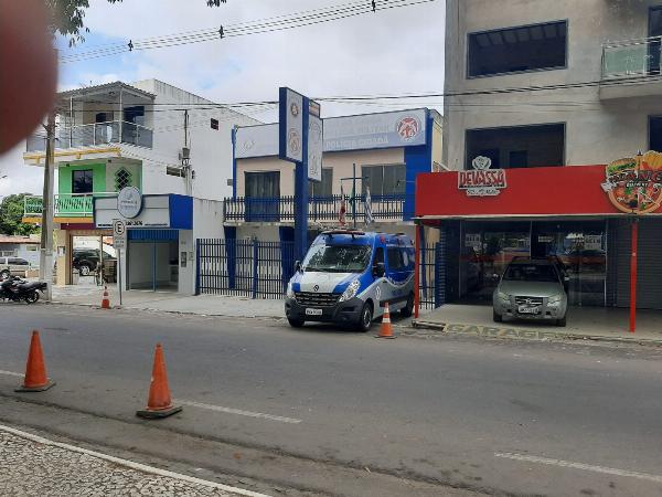 Moradores de Serrinha reclamam de insegurança na Praça Morena Bela