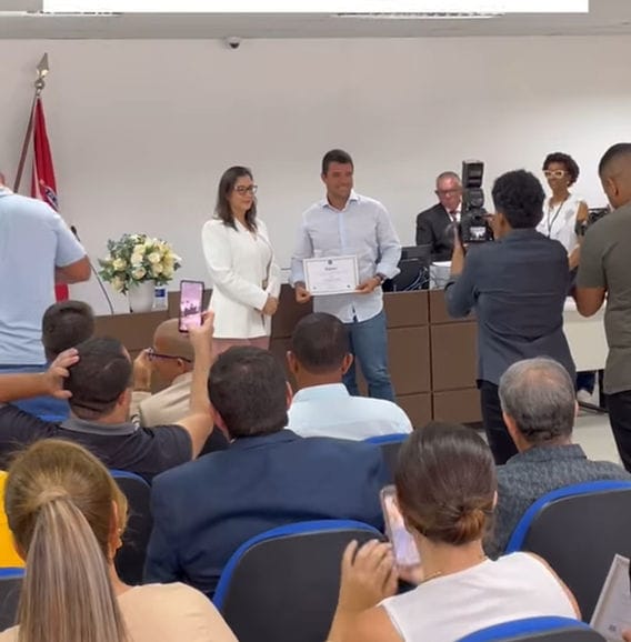 Prefeito, vice e vereadores eleitos são diplomados para o exercício municipal de 2025